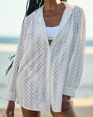 Kenny Flowers Womens White Luxe eyelet long sleeve resort shirt with matching pants
