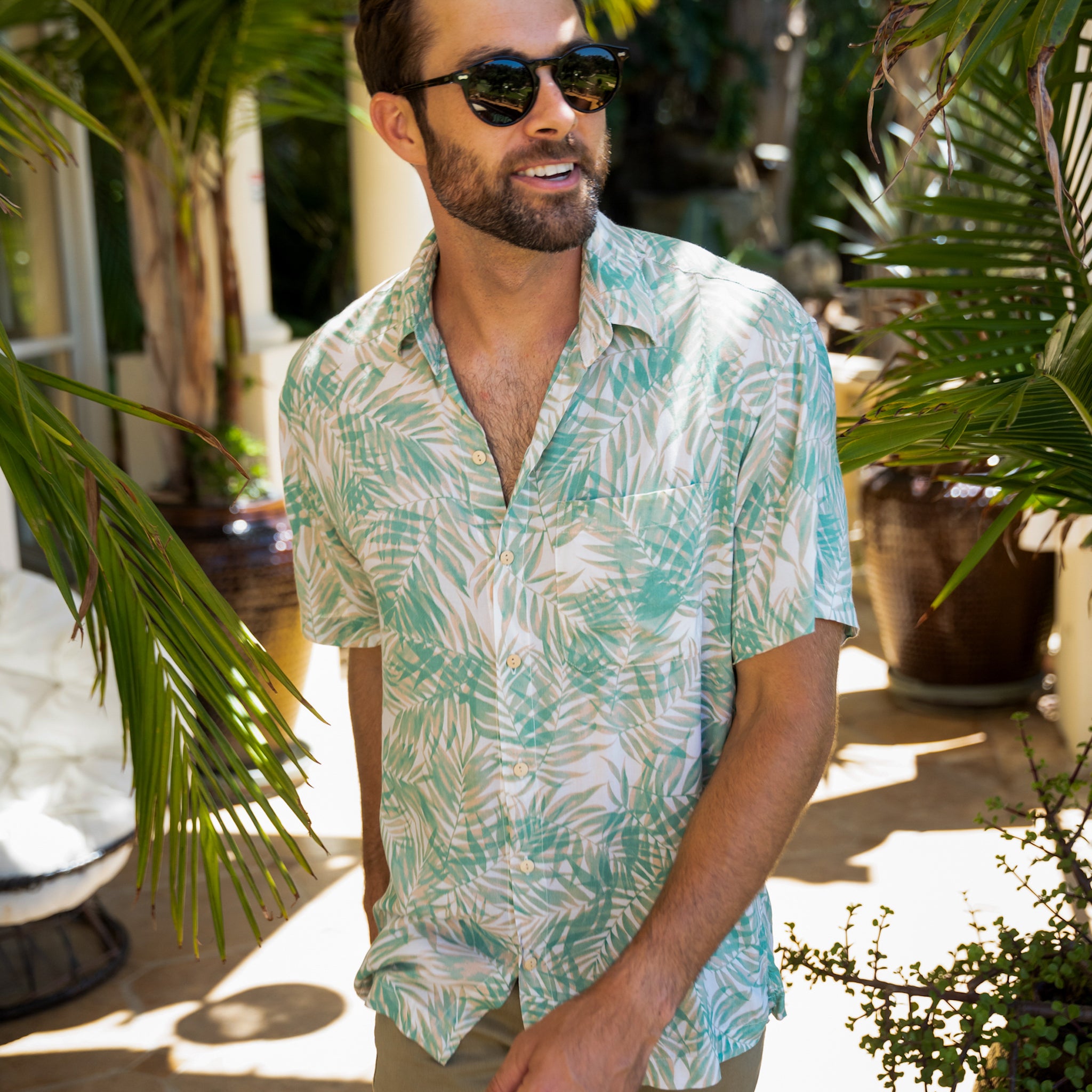 mens green fronds short sleeve button down hawaiian shirt