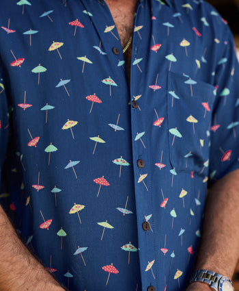 Kenny Flowers mens open bar navy short sleeve button down hawaiian shirt with drink umbrellas print