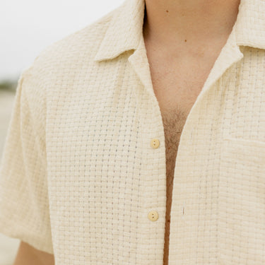 Light Gray The Thatch Me If You Can - Camp Collar Short Sleeve Shirt